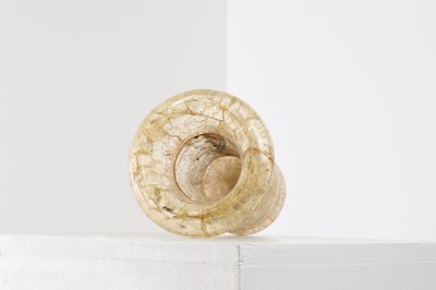 Lot 198 - A fluorspar campana urn