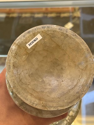 Lot 198 - A fluorspar campana urn