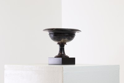 Lot 217 - A Derbyshire Blue John tazza