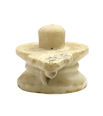 Lot 316 - A white marble shiva lingam