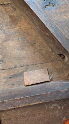 Lot 401 - A large oak cricket table