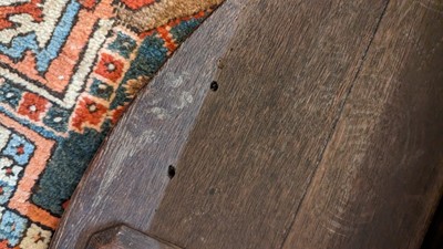 Lot 401 - A large oak cricket table