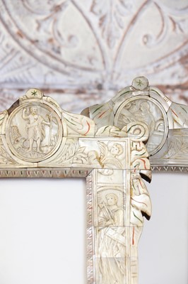 Lot 403 - A pair of mother-of-pearl veneered devotional tabernacle frames