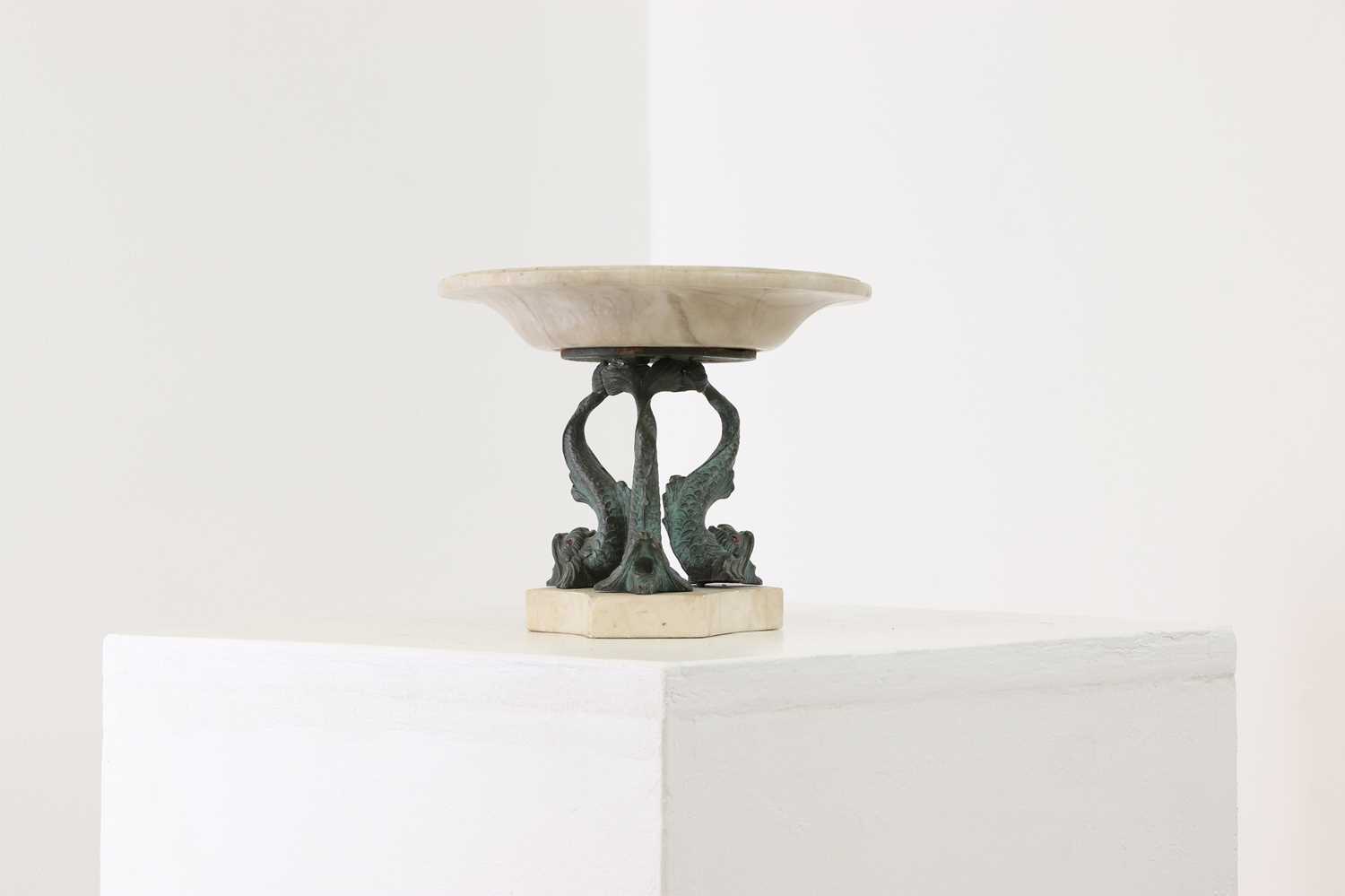 Lot 394 - A grand tour bronze and marble tazza