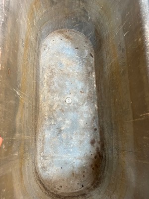 Lot 423 - A painted zinc bath
