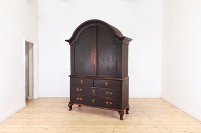 Lot 393 - A Gustavian pine cabinet