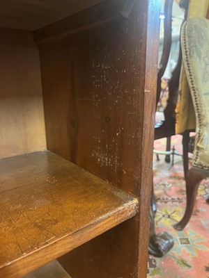 Lot 333 - A pair of Victorian mahogany bookcases