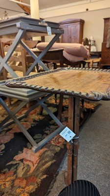Lot 305 - A William IV rosewood wine table by Charles Hindley & Sons