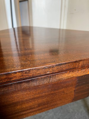 Lot 488 - A mahogany triangular tea table