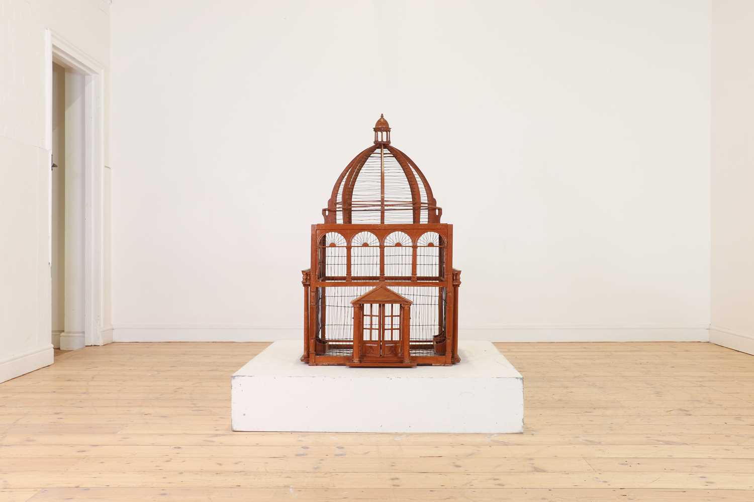 Lot 35 - A large-scale hardwood birdcage