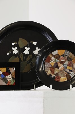 Lot 258 - An Ashford black marble dish