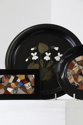 Lot 258 - An Ashford black marble dish