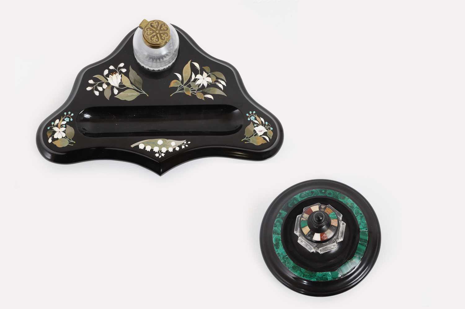 Lot 249 - An Ashford black marble deskstand
