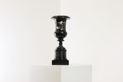 Lot 259 - An Ashford black marble pedestal vase