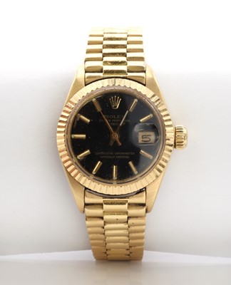 Lot 543 - A ladies' 18ct gold Rolex “Oyster Perpetual Datejust” automatic bracelet watch