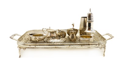 Lot 47 - A collection of silver items