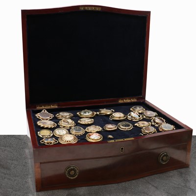 Lot 30 - A collection of mourning brooches