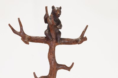 Lot 632 - A Black Forest carved wood hallstand