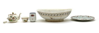 Lot 159 - A Dresden porcelain bowl