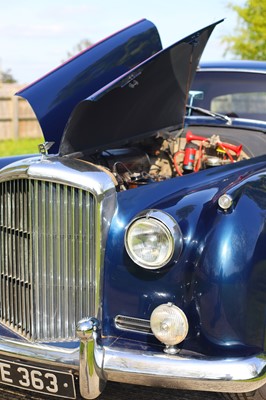 Lot 50 - 1957 Bentley S1 (E-series) Saloon