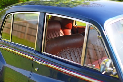 Lot 50 - 1957 Bentley S1 (E-series) Saloon