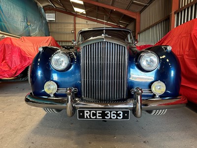 Lot 50 - 1957 Bentley S1 (E-series) Saloon