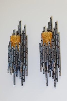 Lot 368 - A pair of Italian brutalist wall lights