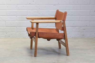 Lot 284 - An oak 'Spanish Chair'