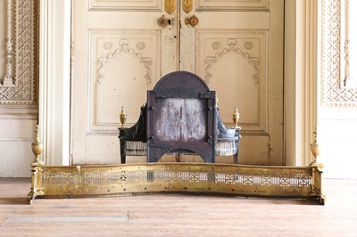Lot 49 - ☘ An Adam Revival brass and steel serpentine fire grate