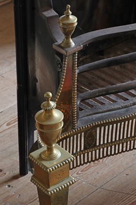 Lot 49 - ☘ An Adam Revival brass and steel serpentine fire grate