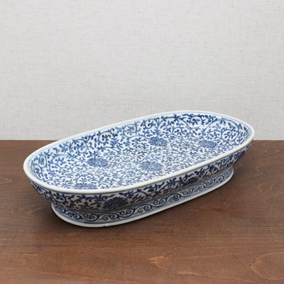 Lot 112 - A Chinese blue and white dish