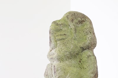 Lot 109 - A Sapi nomoli carved stone figure