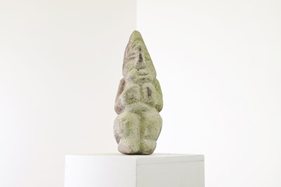 Lot 109 - A Sapi nomoli carved stone figure