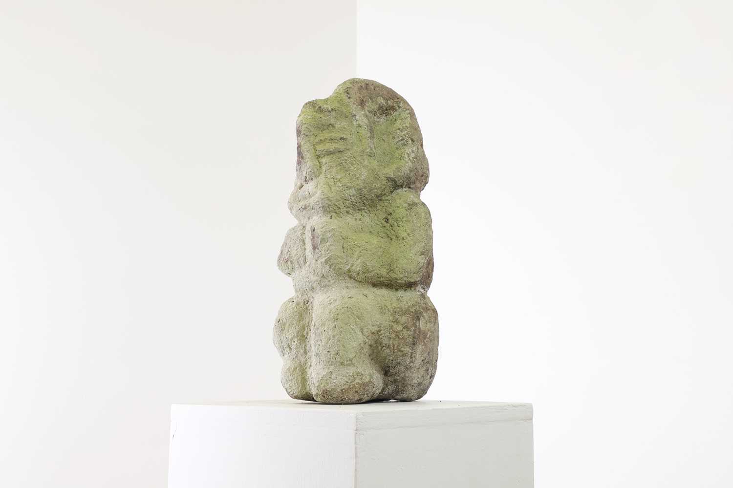 Lot 109 - A Sapi nomoli carved stone figure