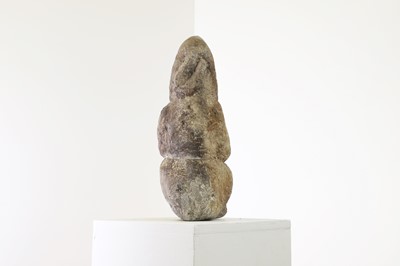 Lot 109 - A Sapi nomoli carved stone figure