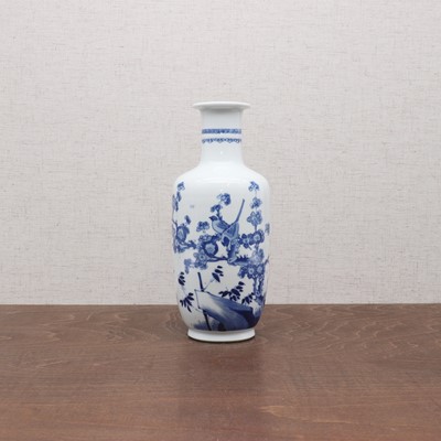 Lot 341 - A Chinese blue and white vase