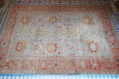 Lot 155 - ☘ A Ziegler Sultanabad pattern carpet