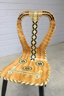 Lot 330 - An Italian 'Musicale' chair