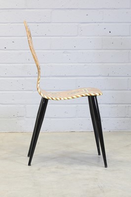 Lot 330 - An Italian 'Musicale' chair