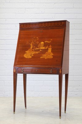 Lot 334 - A rare Italian inlaid mahogany bureau