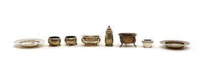 Lot 35 - A collection of silver items