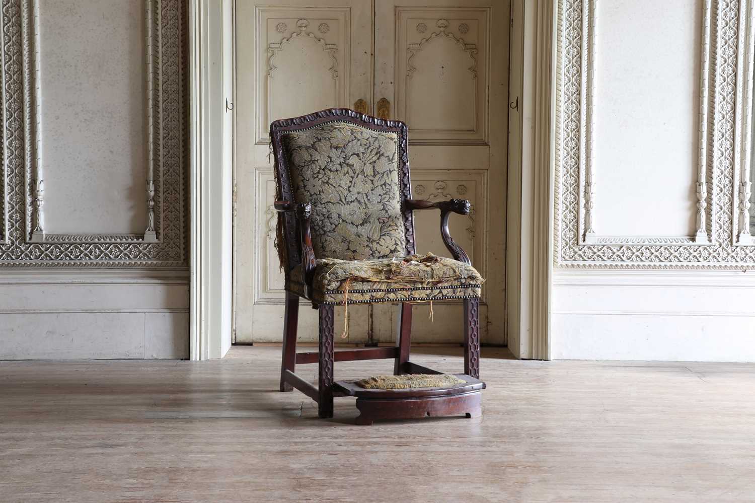 Lot 8 - ☘ A George II mahogany master's chair