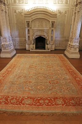 Lot 156 - ☘ A Ziegler Sultanabad pattern wool carpet