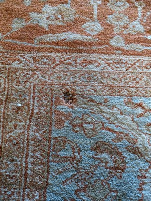 Lot 156 - ☘ A Ziegler Sultanabad pattern wool carpet