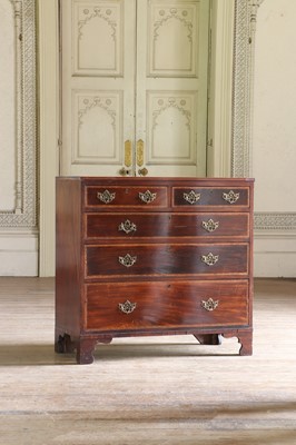 Lot 323 - ☘ A mahogany chest of drawers