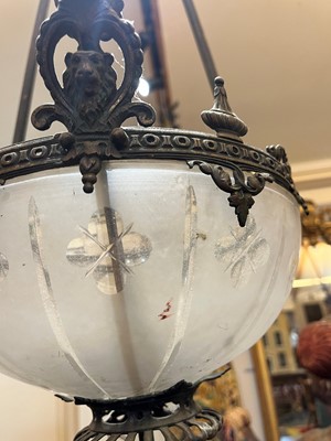 Lot 41 - A hanging ceiling light