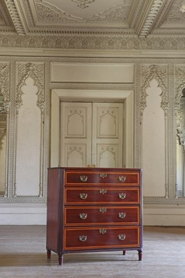 Lot 125 - ☘ A mahogany chest of drawers
