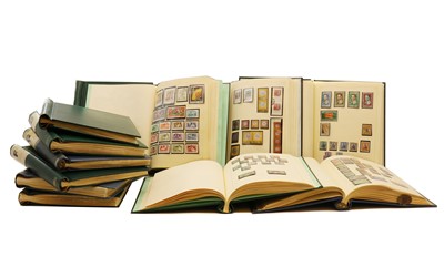 Lot 325 - All world stamps in 19 albums