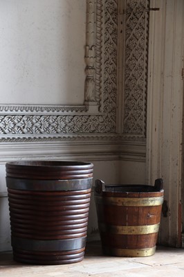 Lot 171 - ☘ A ribbed mahogany and brass-bound peat bucket
