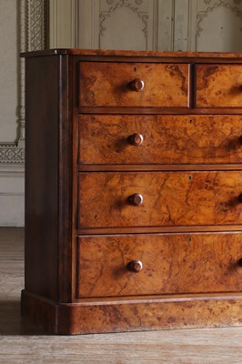 Lot 294 - ☘ A Victorian figured walnut chest of drawers
